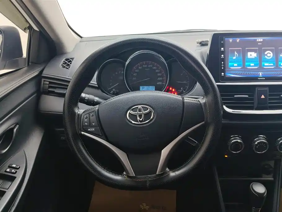 TOYOTA VIOS FS