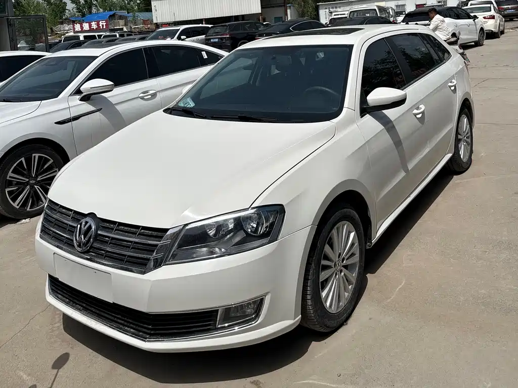 Volkswagen Gran Lavida 2015