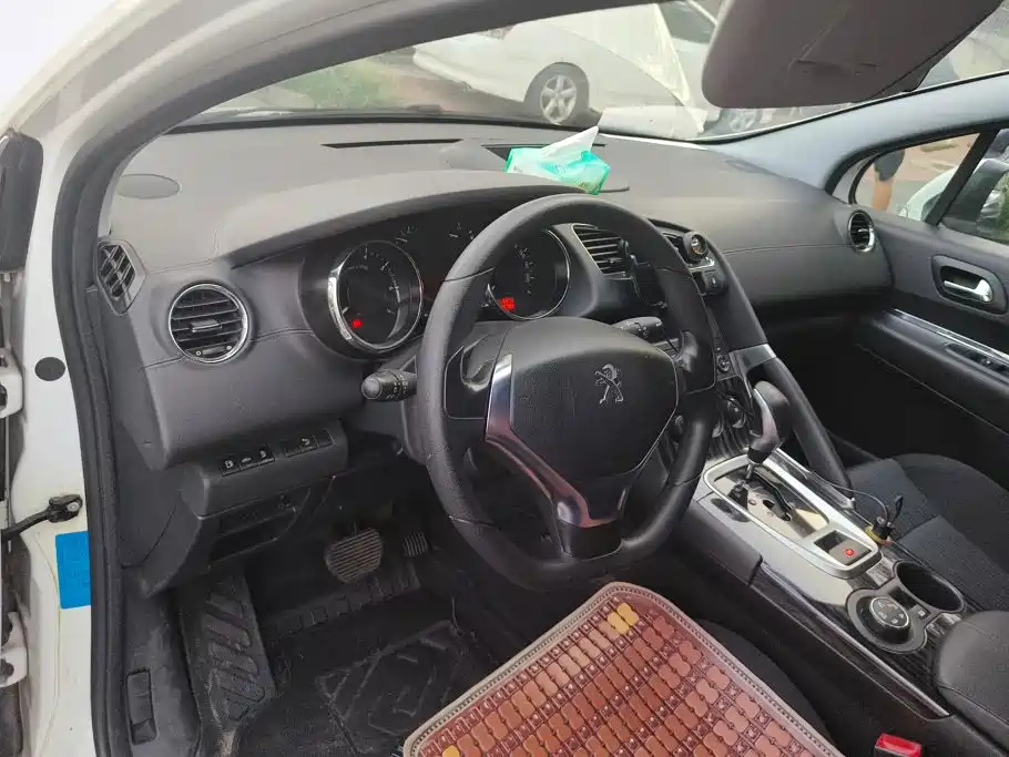 Peugeot 3008 — миниатюра 12