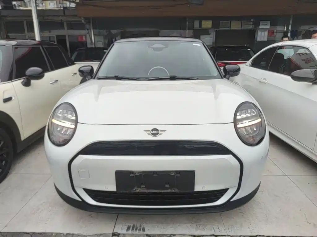 MINI MINI COOPER EV — миниатюра 3