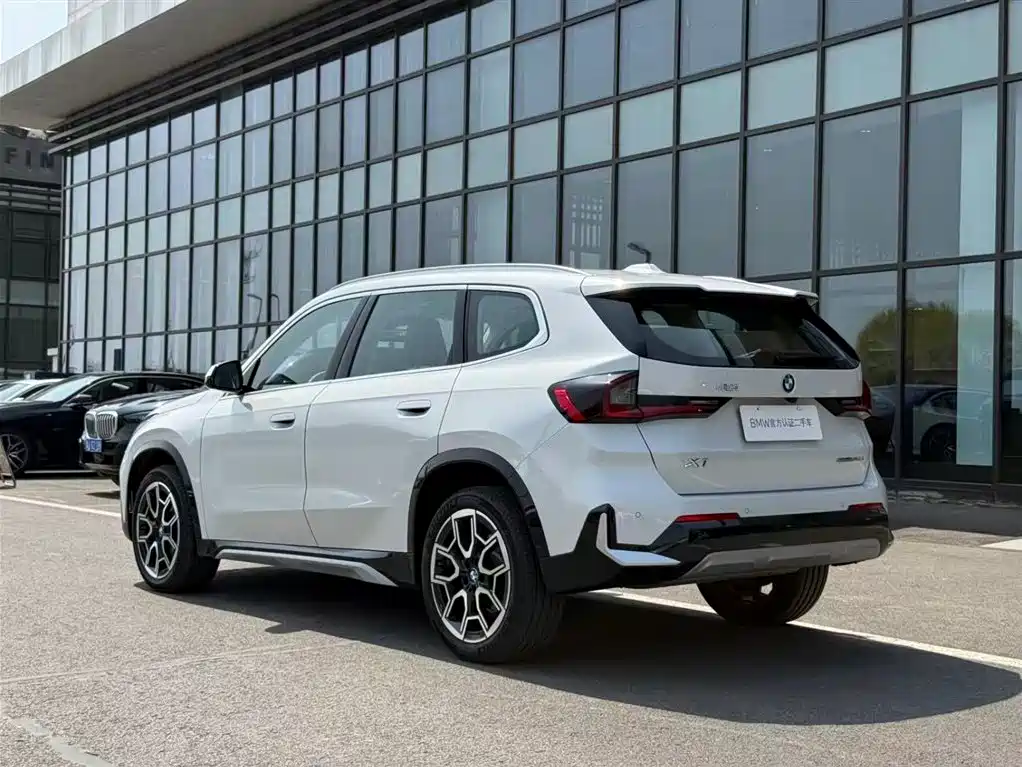 BMW X1 2025 sDrive25Li X