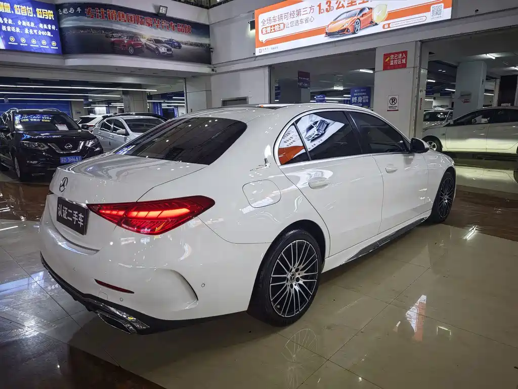Mercedes-Benz C-Class — миниатюра 5