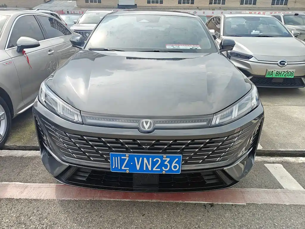 Changan Eado — миниатюра 2