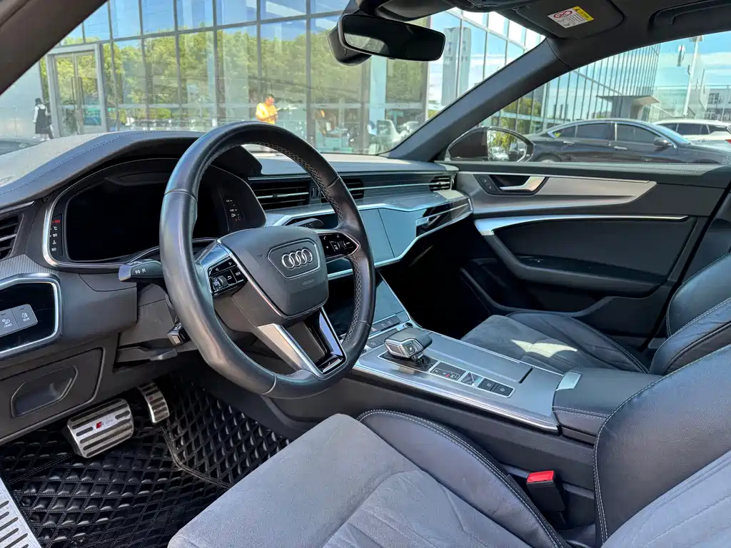 Audi A6L — миниатюра 5