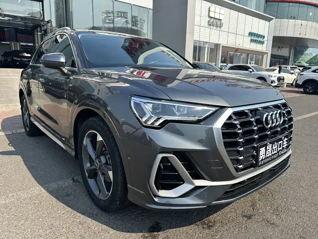 Audi Q3 2022 35 TFSI Fashion