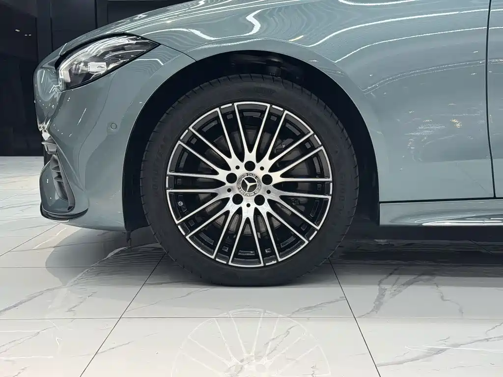 Mercedes-Benz C-Class — миниатюра 10