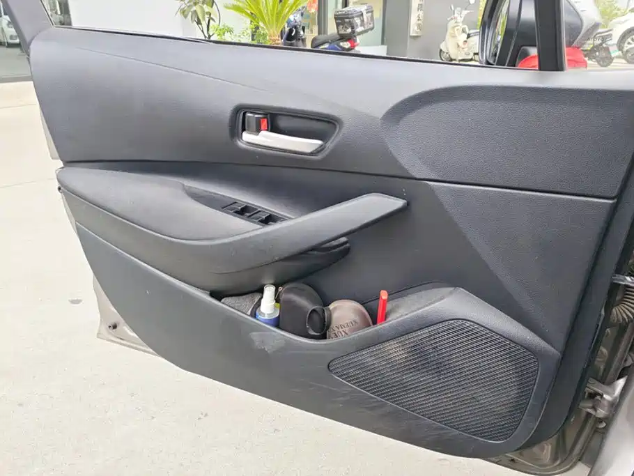 Toyota Corolla — миниатюра 7