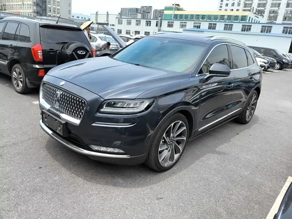 Lincoln Nautilus 2022 2.7T 4WD Elegant Edition