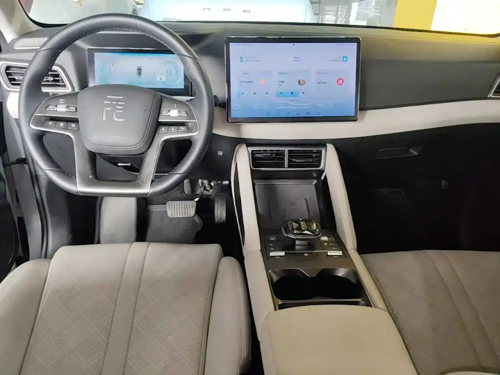 BYD Yuan UP — миниатюра 10