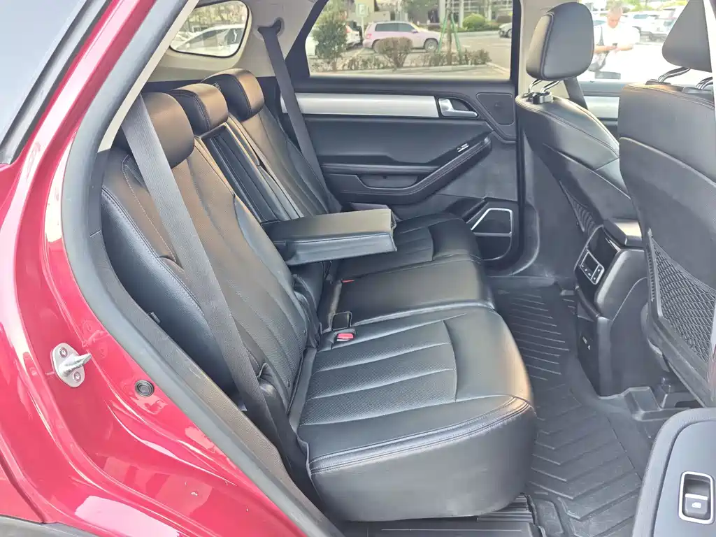 BYD Tang New Energy — миниатюра 19