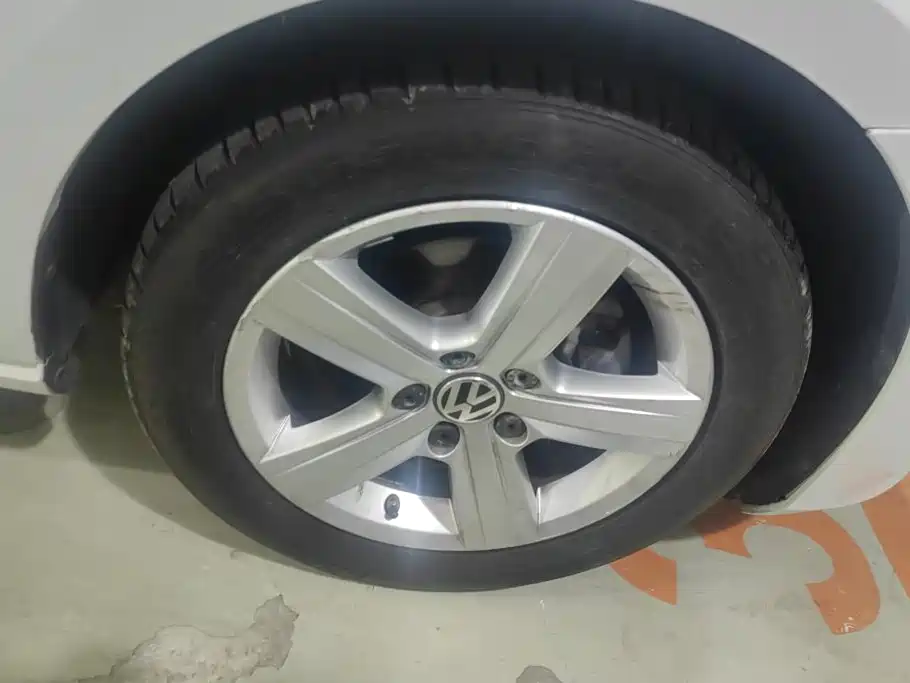 Volkswagen Golf — миниатюра 6