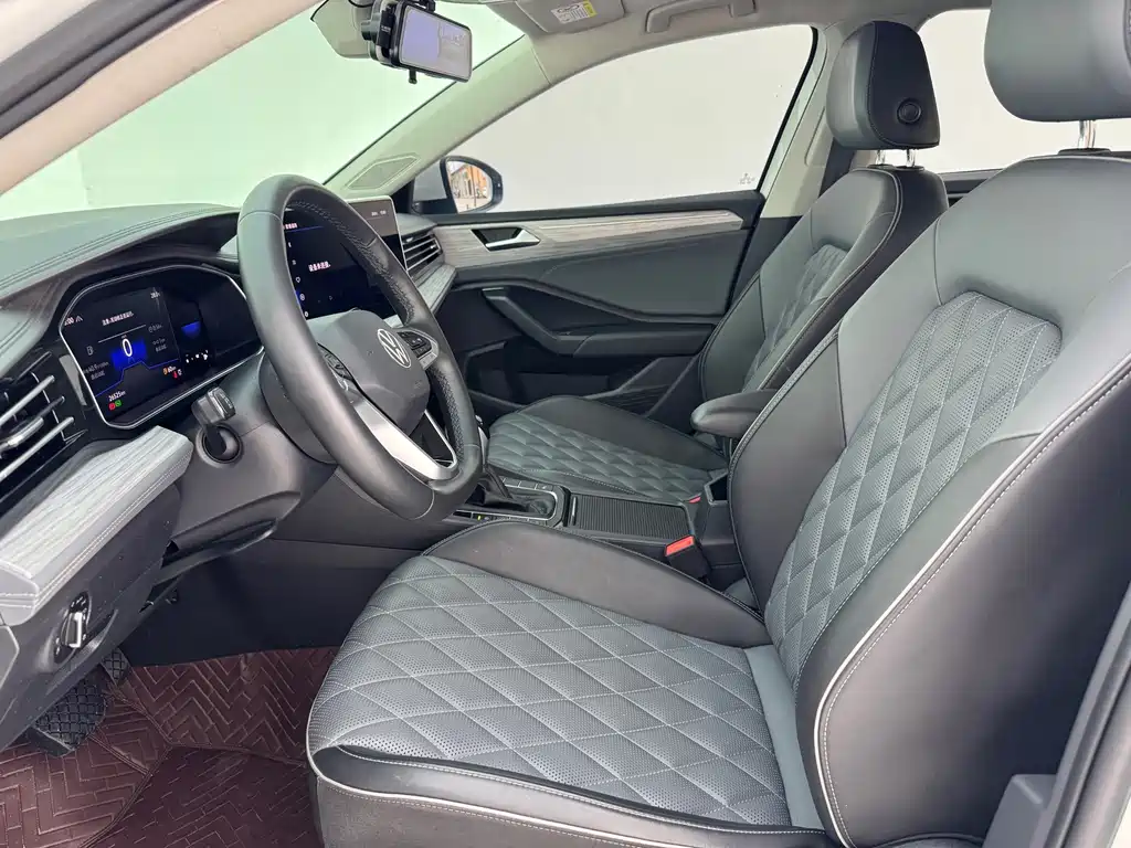 Volkswagen Sagitar — миниатюра 6