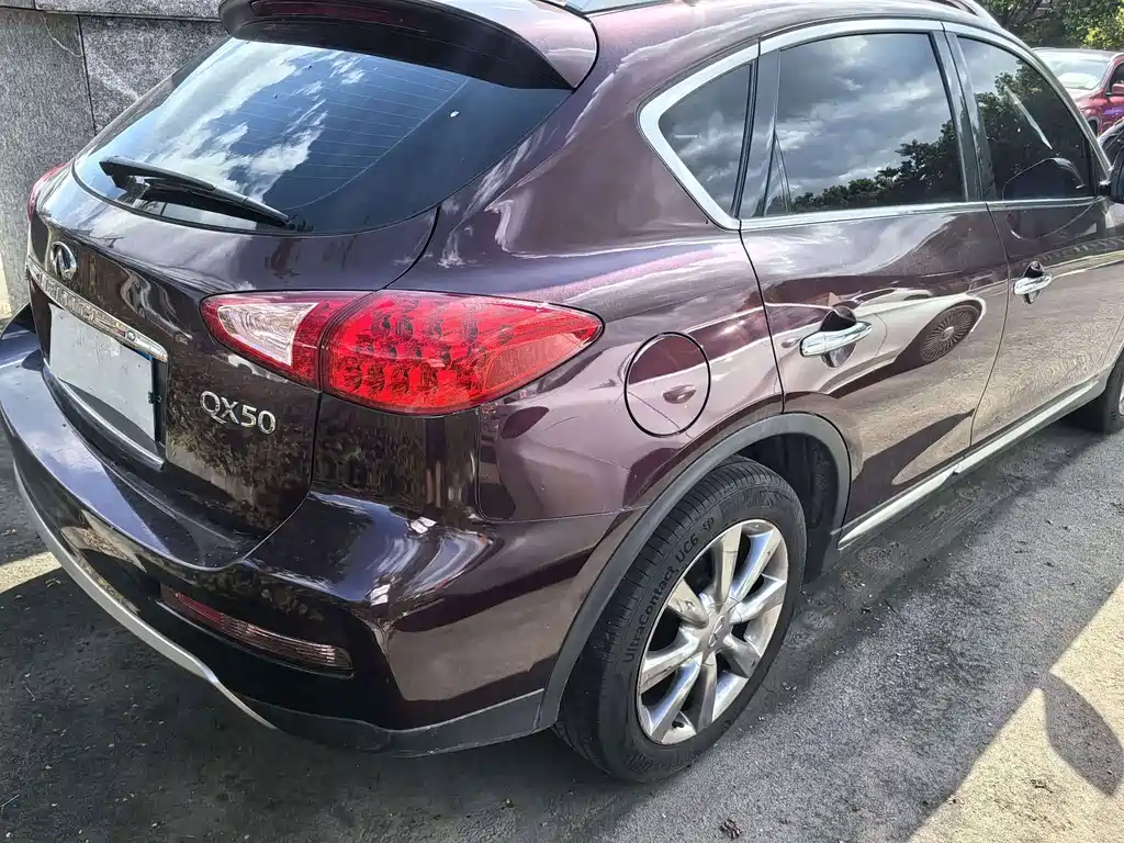Infiniti QX50 — миниатюра 7