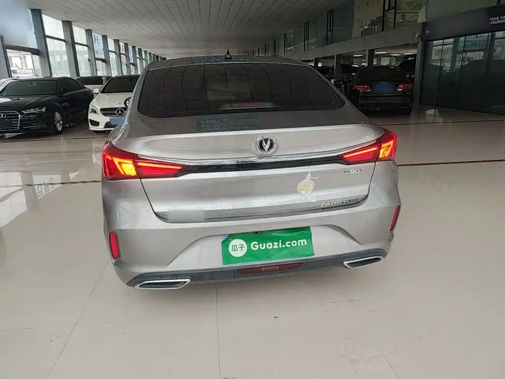 Changan Eado — миниатюра 6