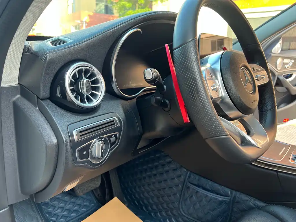 Mercedes-Benz C-Class — миниатюра 23