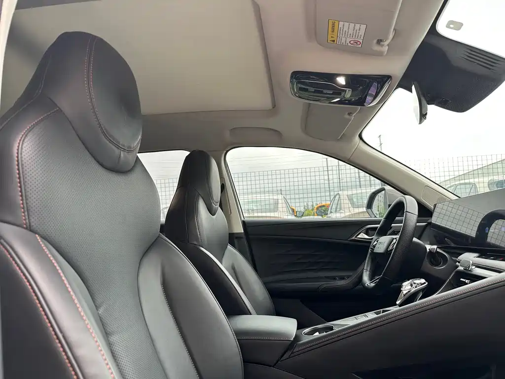 Roewe RX5 — миниатюра 19