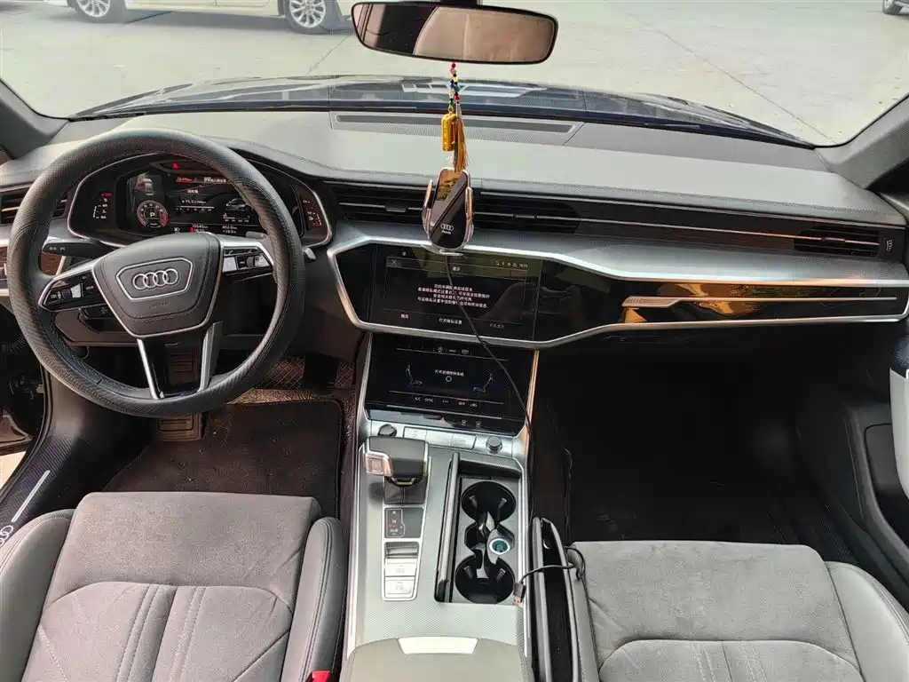 Audi A6L 2024 45 TFSI