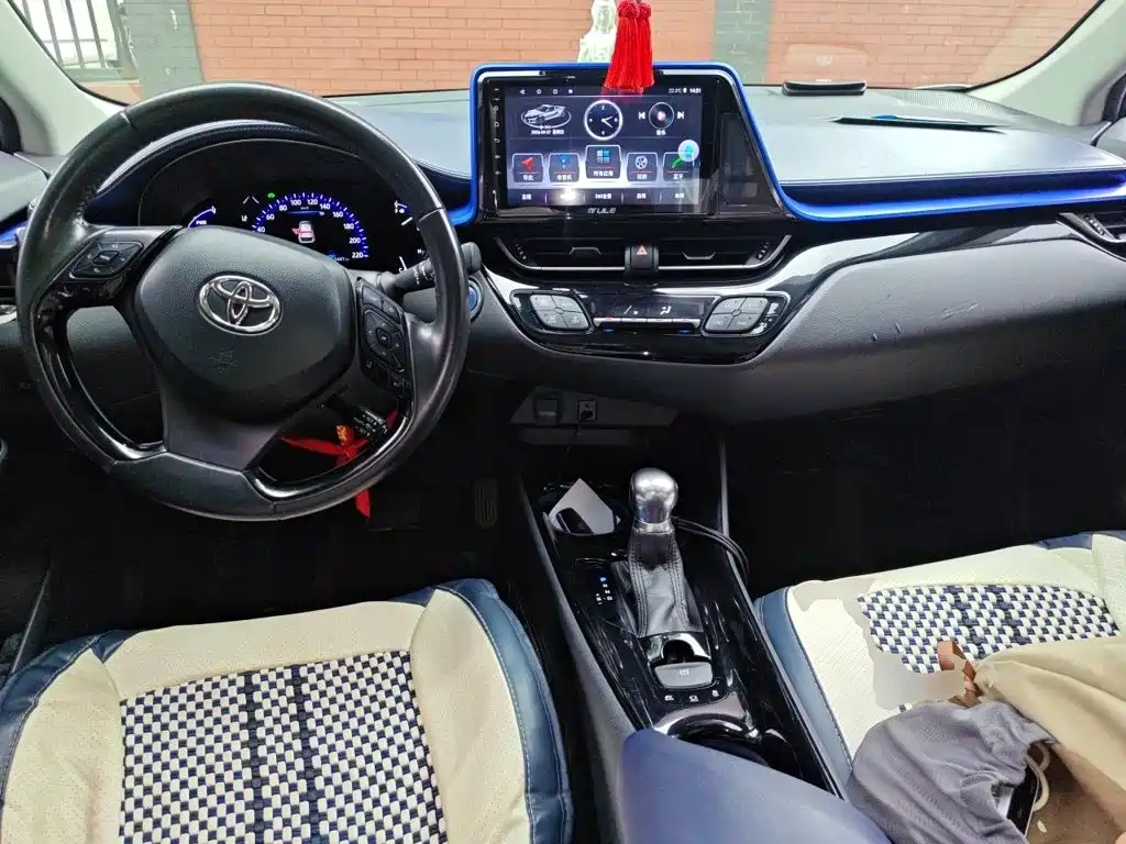 Toyota C-HR — миниатюра 10