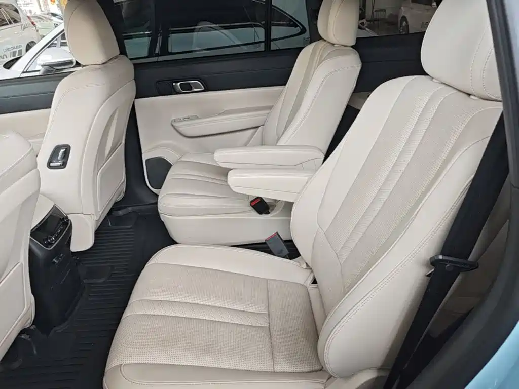 Li Auto Li ONE — миниатюра 17