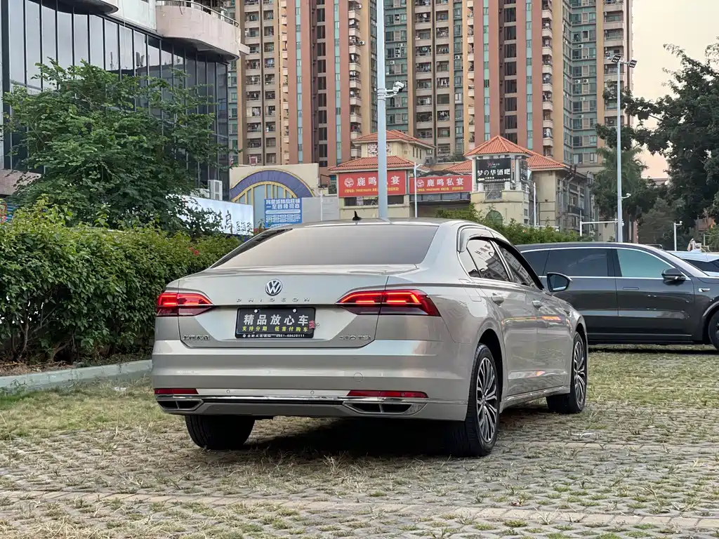 Volkswagen Phideon — миниатюра 20