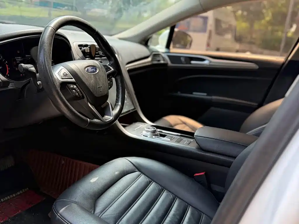 Ford Mondeo — миниатюра 4