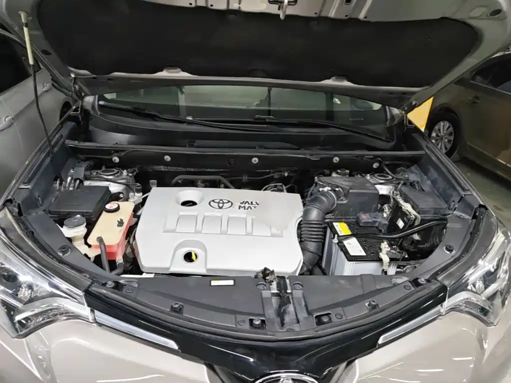 Toyota RAV4 — миниатюра 20