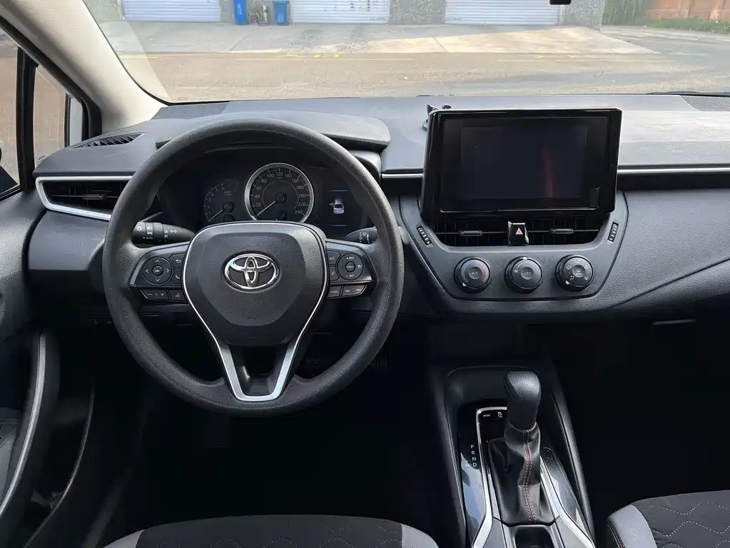 Toyota Corolla — миниатюра 10