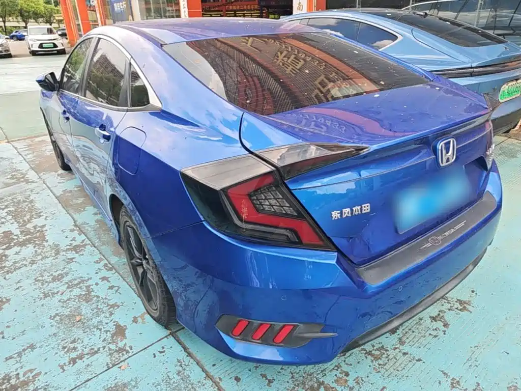Honda Civic — миниатюра 5