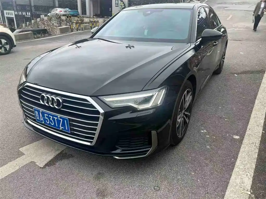 Audi A6L 2022