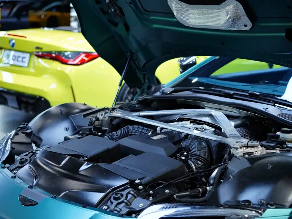 Aston Martin V8 Vantage — миниатюра 51