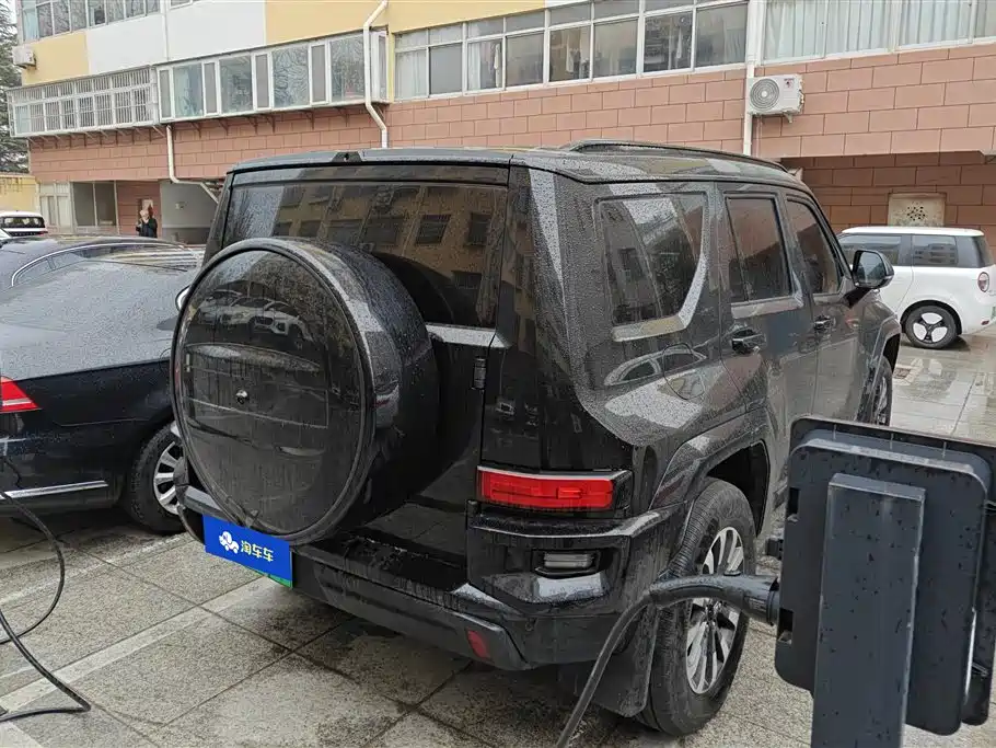 TANK TANK 700 NEW ENERGY