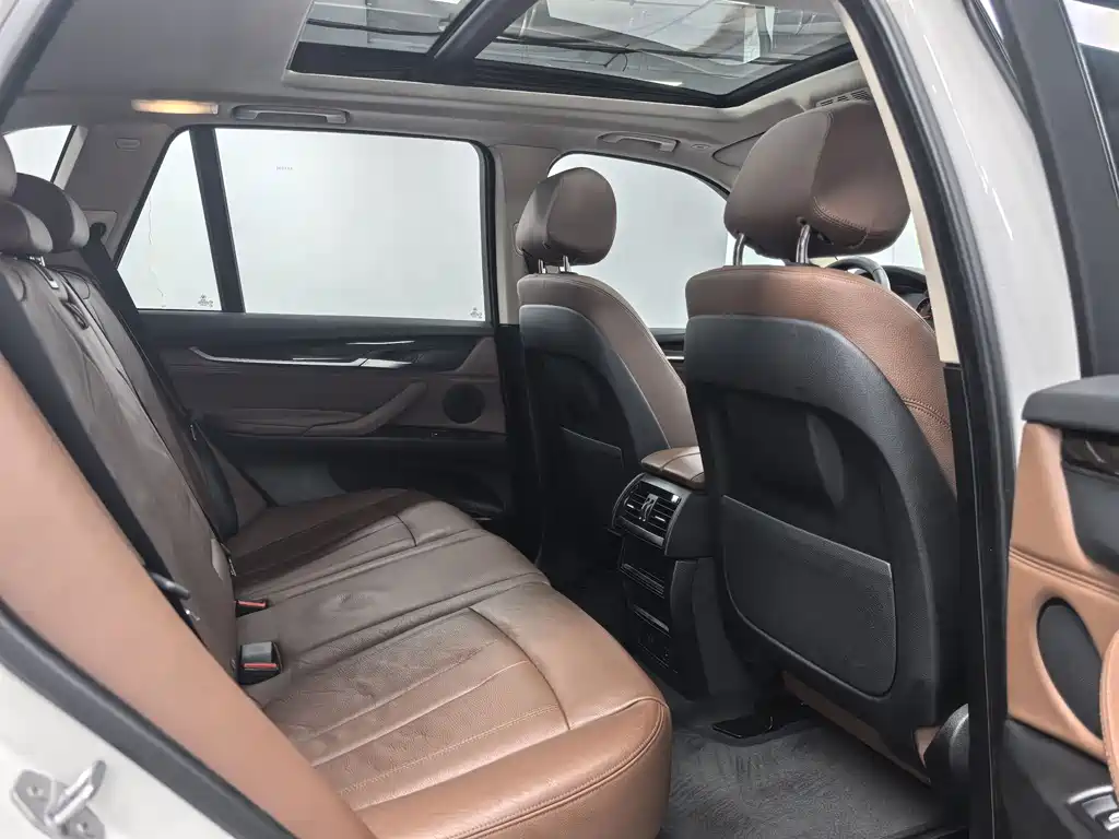 BMW X5 2015 xDrive28i