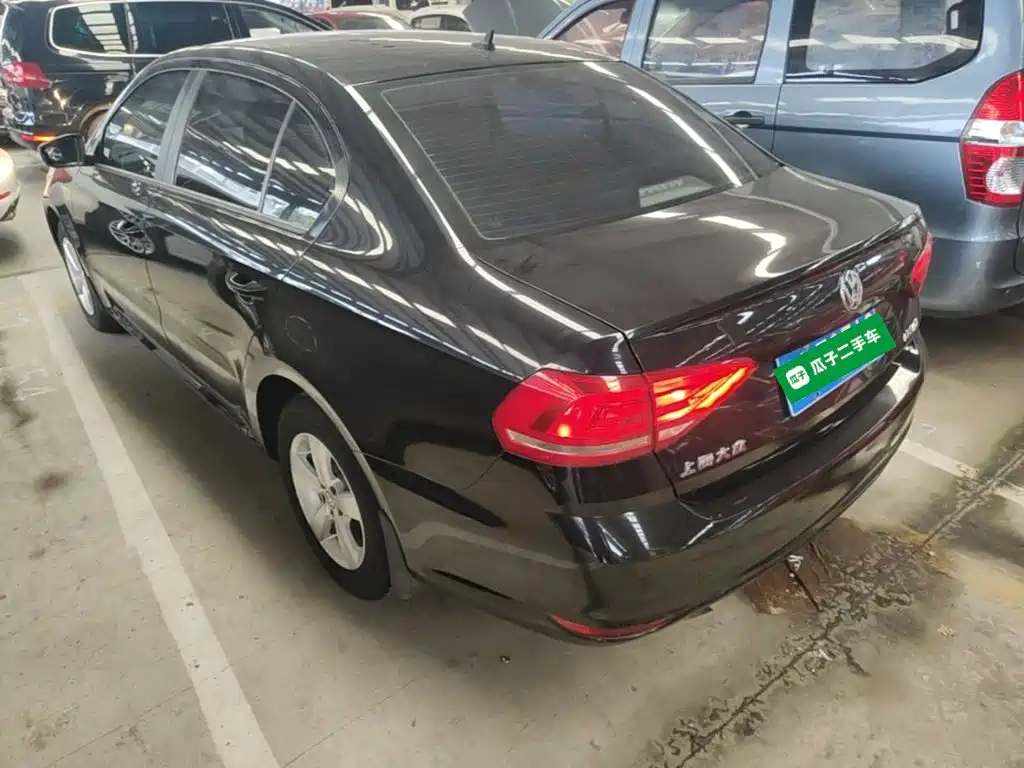 Volkswagen Lavida — миниатюра 5
