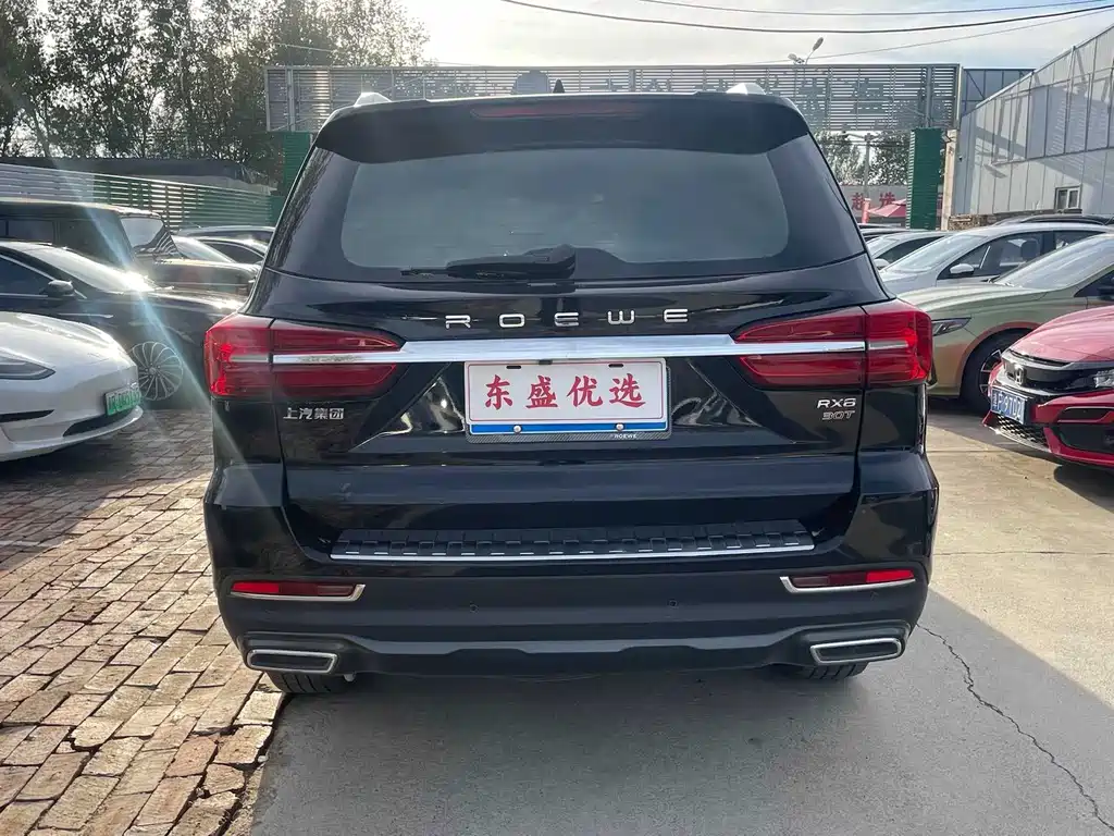 Roewe RX8 — миниатюра 5