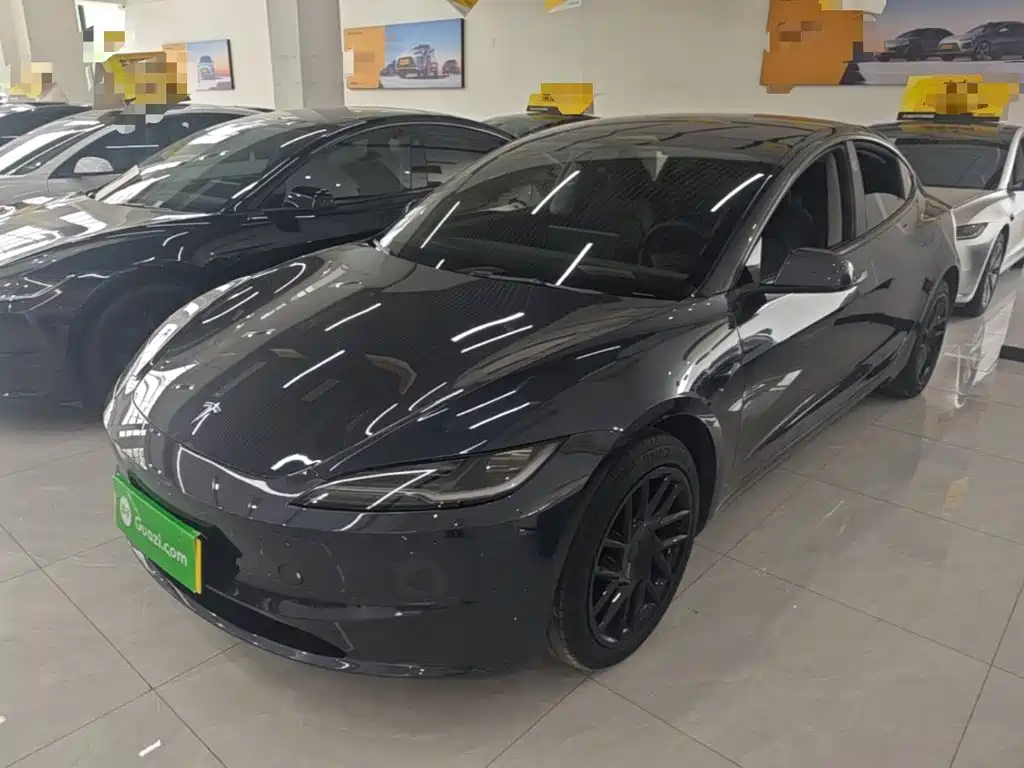 Tesla Model 3 — миниатюра 2