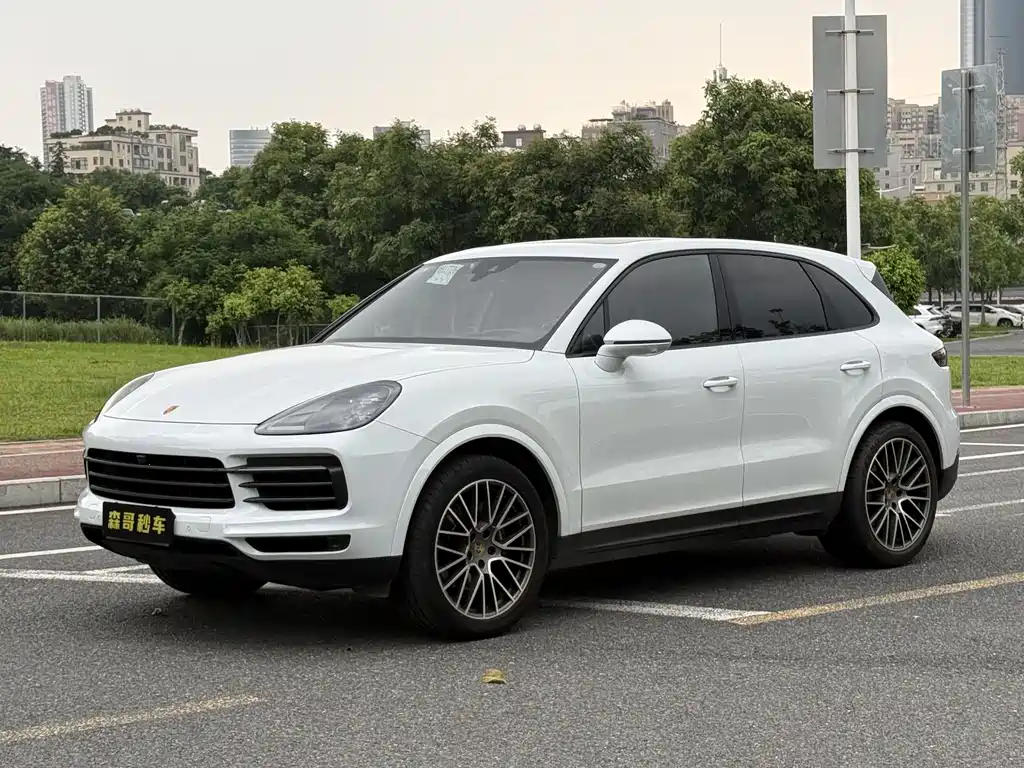 Porsche Cayenne 2022