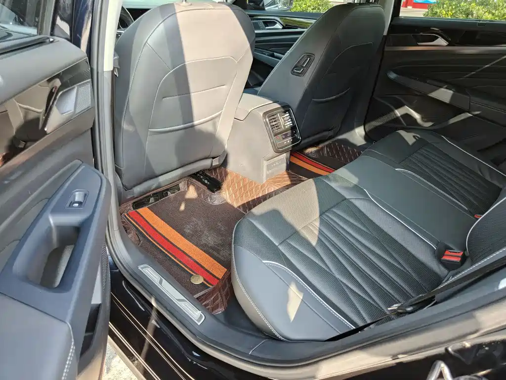 Volkswagen Passat — миниатюра 12
