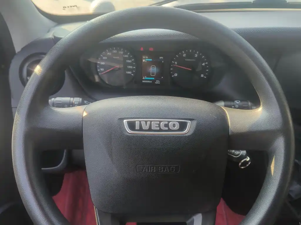 IVECO Ousheng — миниатюра 21