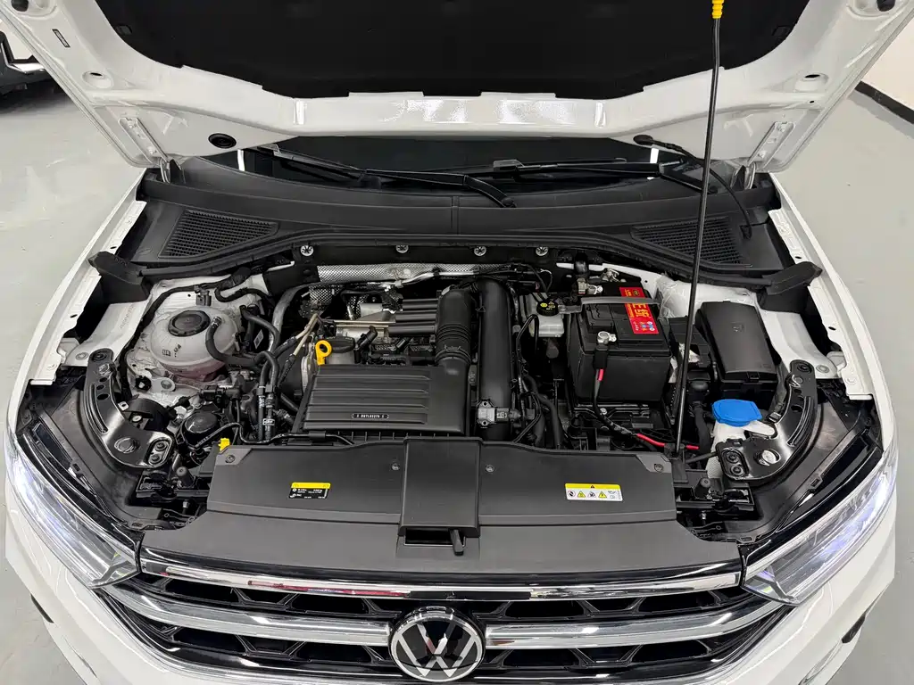 Volkswagen T-Roc — миниатюра 27