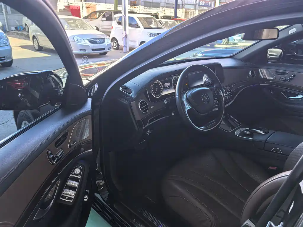 MERCEDES-BENZ S CLASS