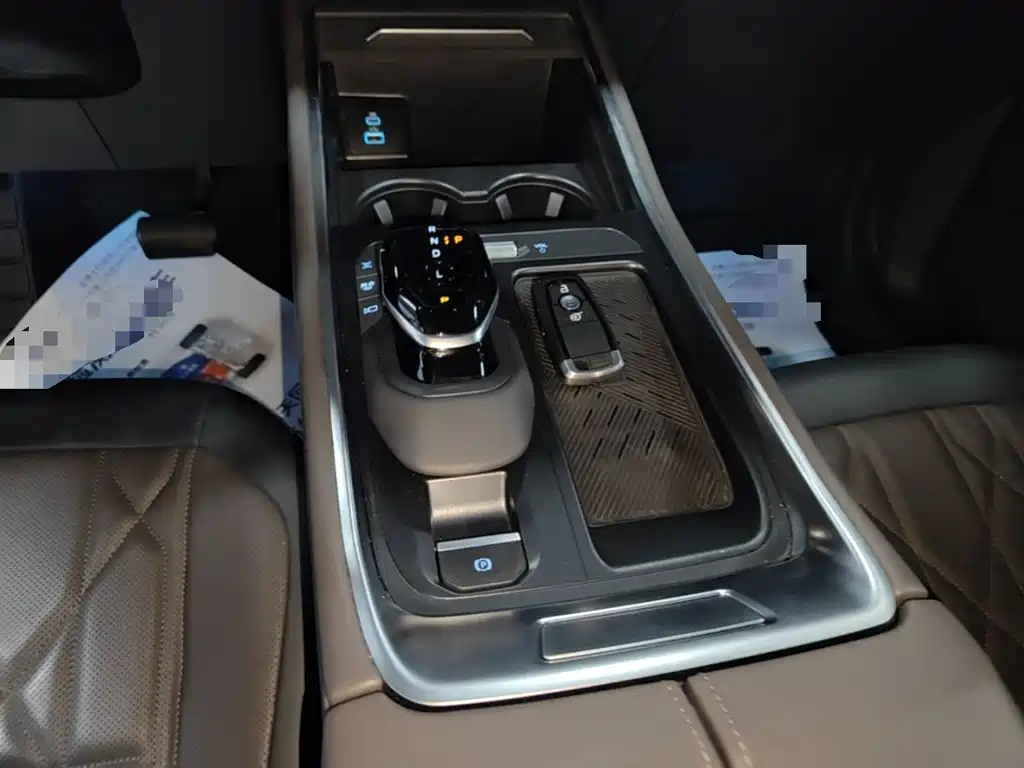 Ford Edge — миниатюра 14