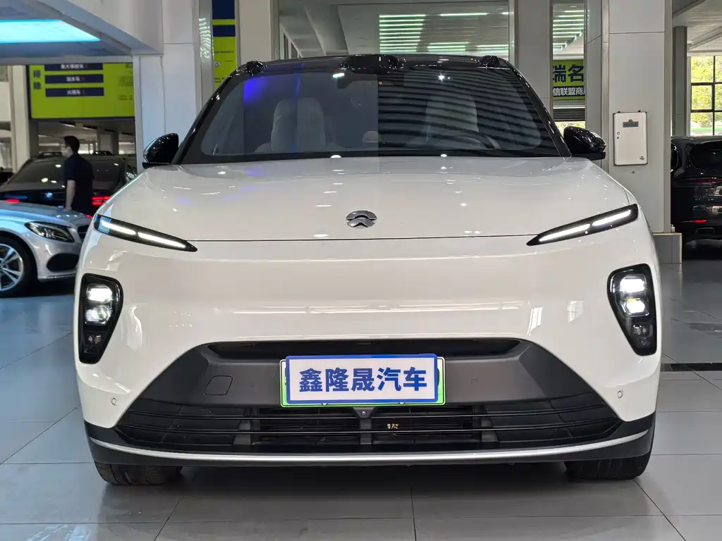 NIO ES8 — миниатюра 2