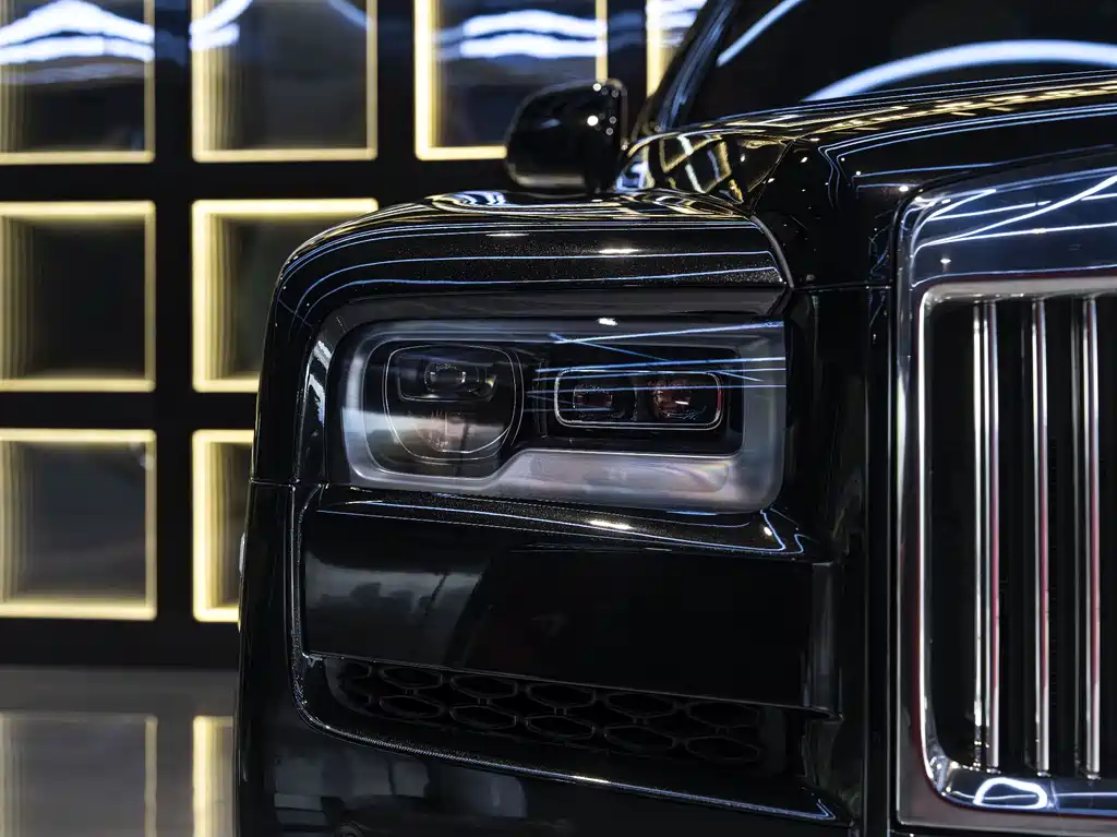 Rolls-Royce Cullinan 2018 мест
