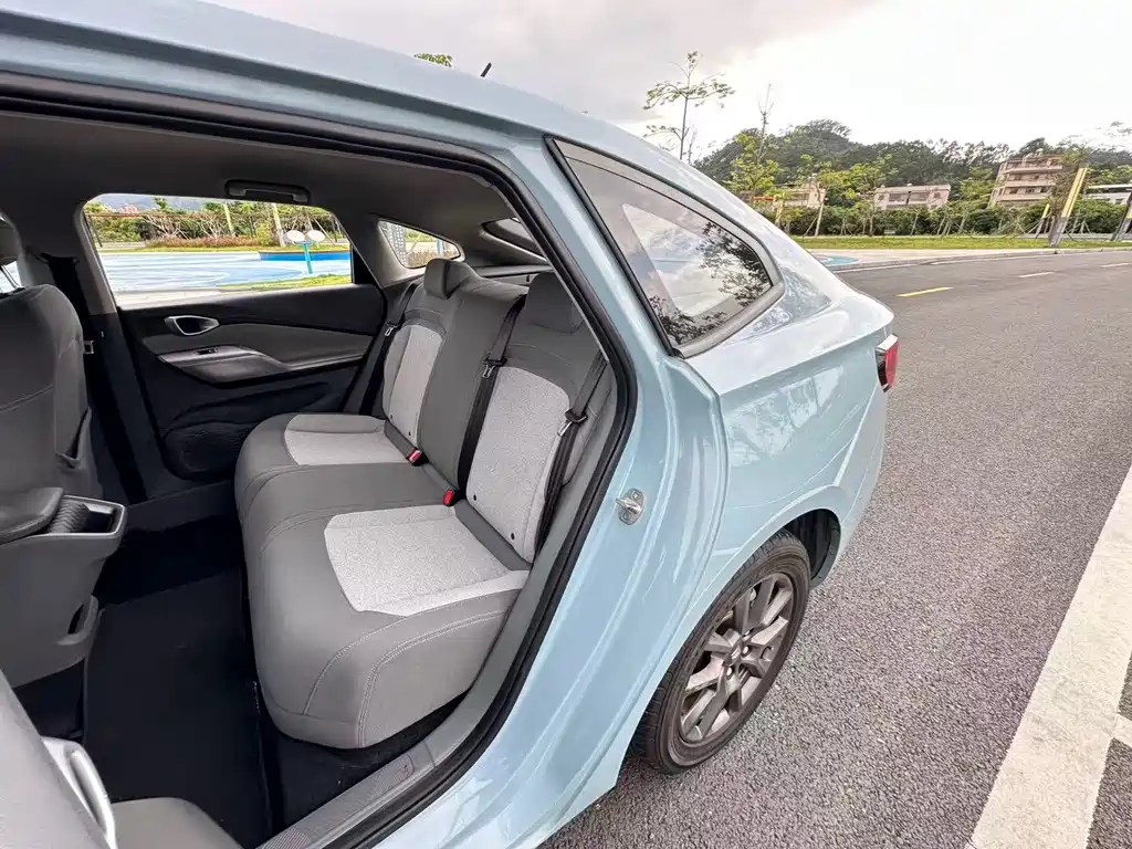 Baojun RC-5 — миниатюра 8