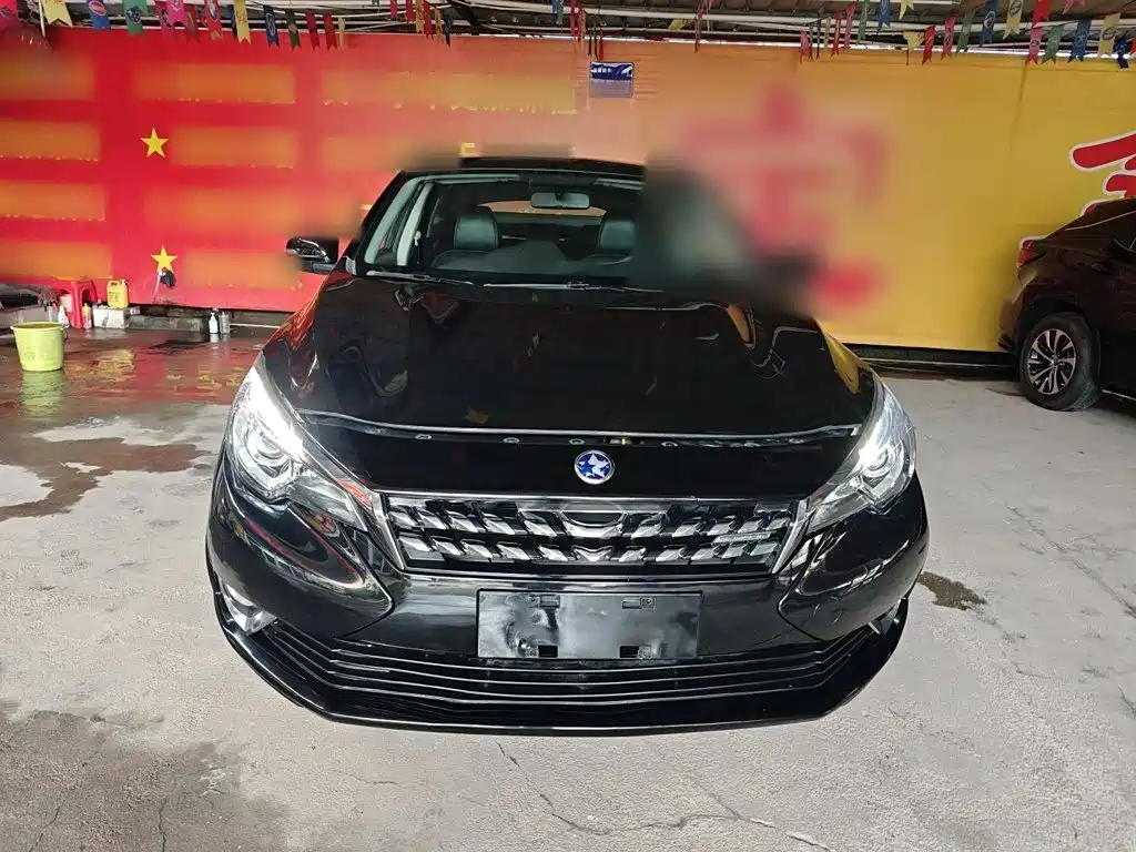 Venucia T90 — миниатюра 3