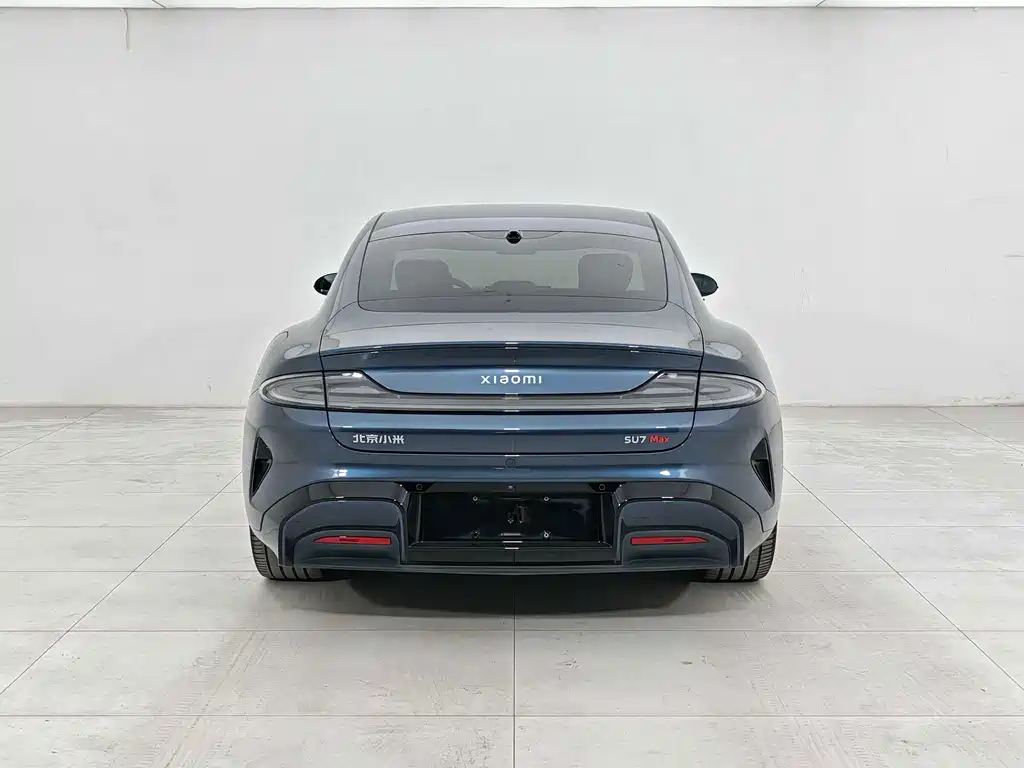 Xiaomi SU7 — миниатюра 2