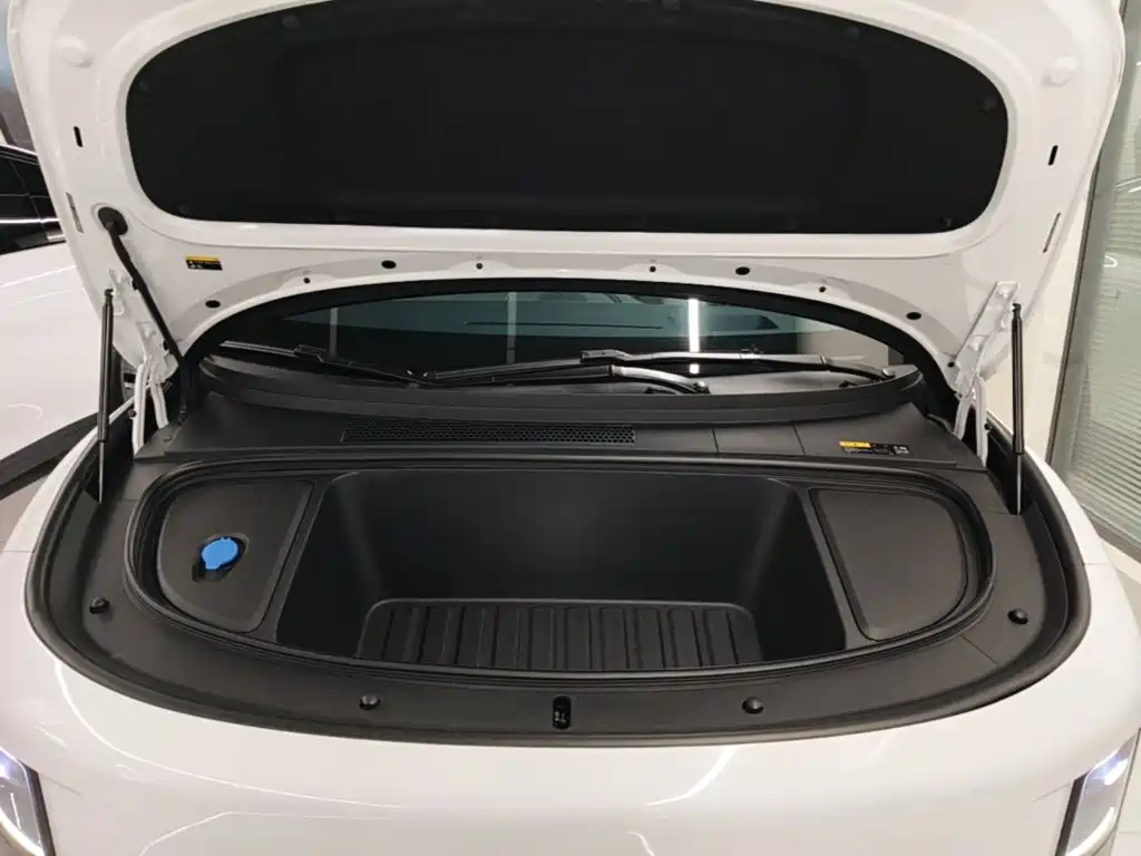 Li Auto Li i6 — миниатюра 20