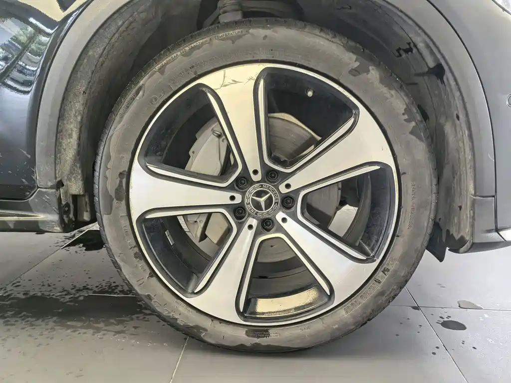 Mercedes-Benz GLC — миниатюра 5