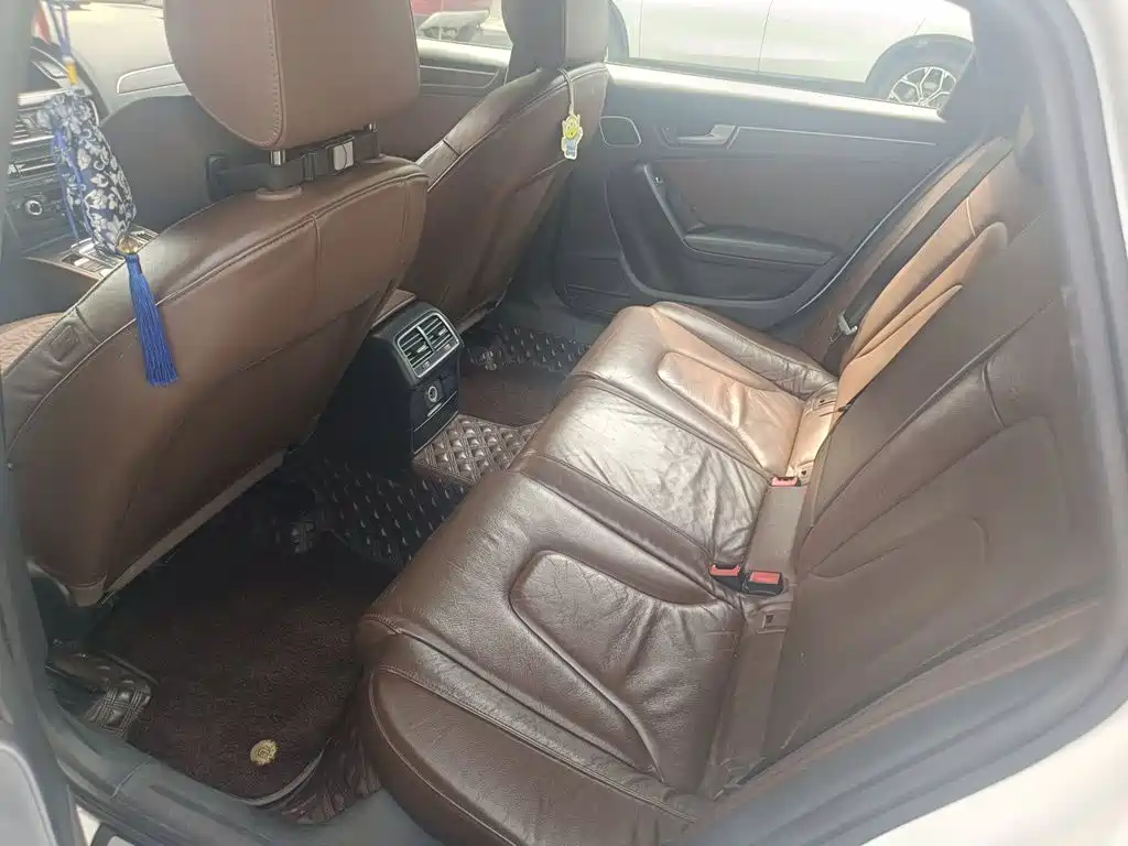 Audi A4L — миниатюра 13