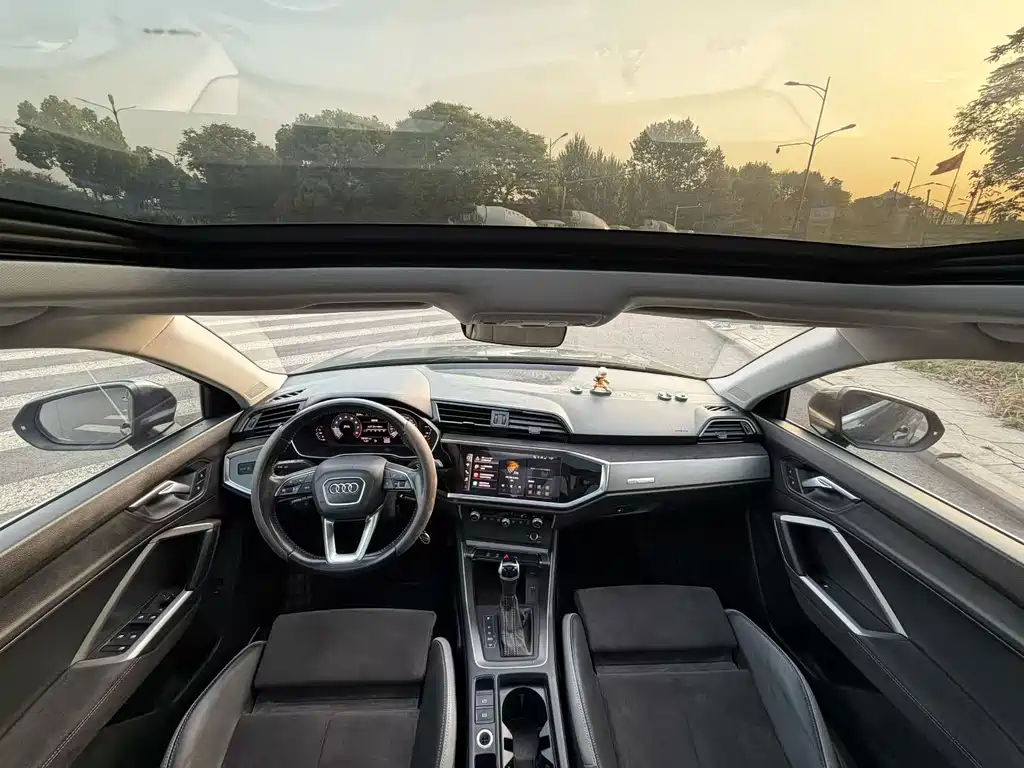 Audi Q3 2021 35 TFSI